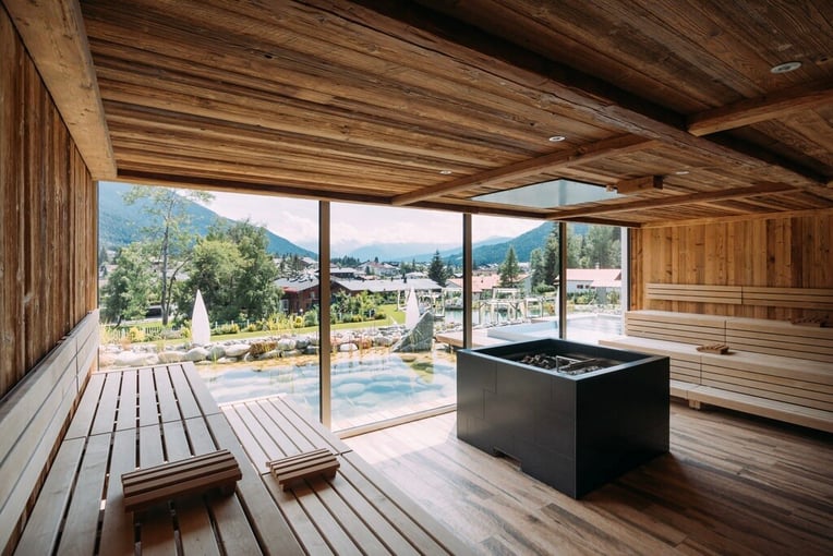 Alpin Resort Sacher | Exclusive Tours panoramasauna_sommer18_Astoria_Resort_Seefeld