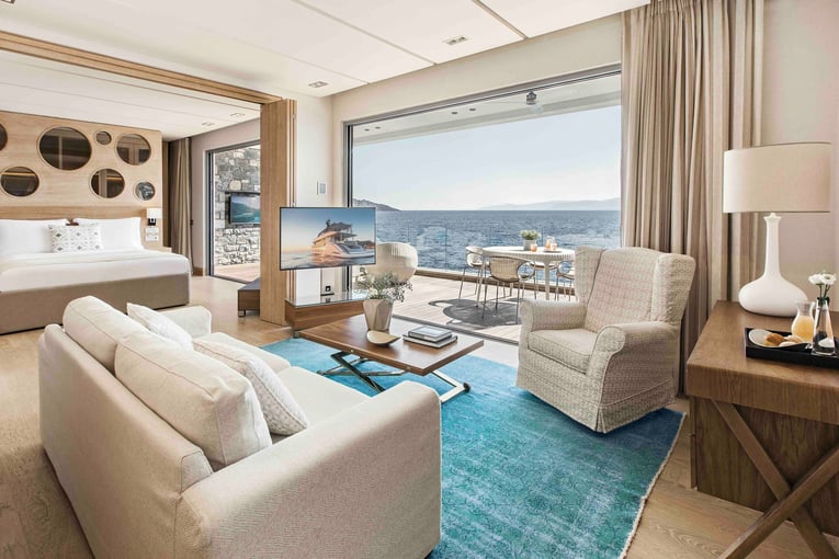 Ambassador  Suite Watefront 3