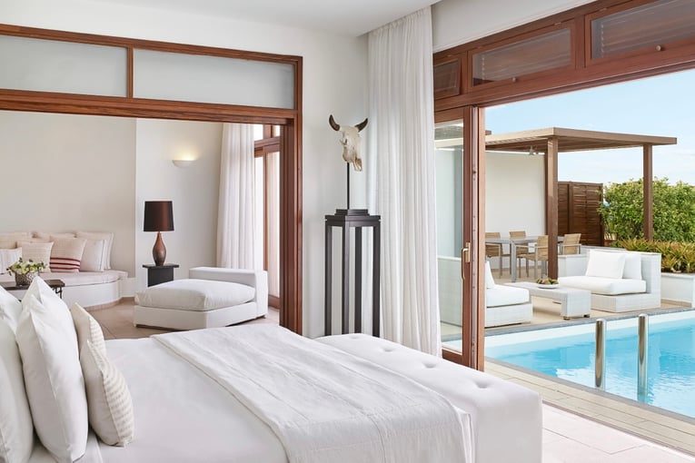 Amirandes 34-presidential-villa-seafront-with-private-heated-pool-and-garden-27318