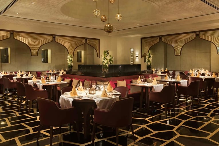 Anantara Al Jabal Al Akhdar anantara_al_jabal_al_akhdar_dining_al_qalaa_1920x1037