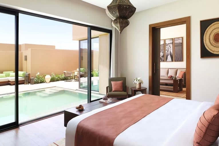 Anantara Al Jabal Al Akhdar anantara_al_jabal_al_akhdar_one_bedroom_garden_pool_villa_bedroom_01_1920x1037