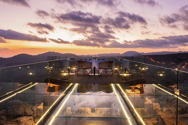 Anantara Al Jabal Al Akhdar the-royal-edge---dinner-setup---1920x1037