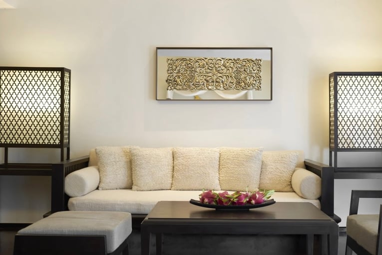 Anantara Bophut & Spa Koh Samui abs_garden-view-suite_lounge_g_a_h_1920x1037