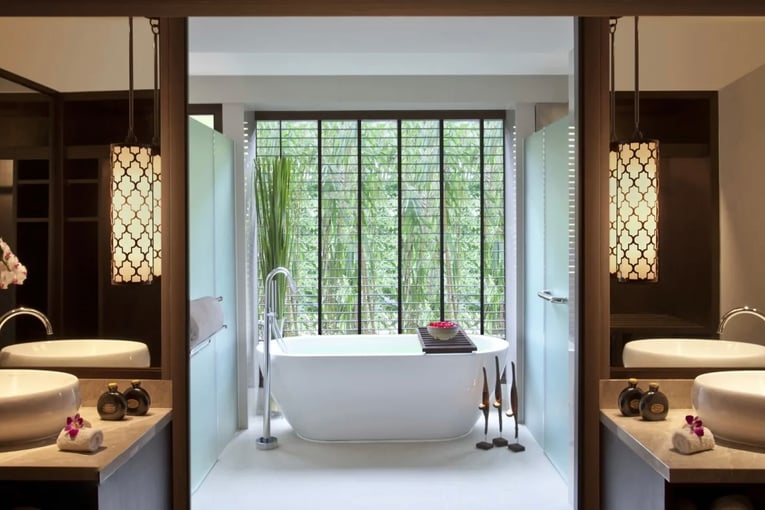 Anantara Bophut & Spa Koh Samui abs_junior-garden-view-suite_bathroom_g_a_h_1920x1037