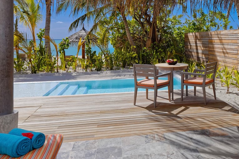 Anantara Dhigu Maldives Resort anantara_dhigu_beach_pool_villa_1920x1037