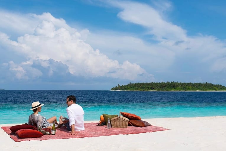 Anantara Kihavah anantara_kihavah_private_island_picnicing_1920x1037