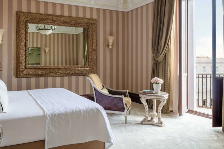 Anantara Palazzo Naiadi Rome Hotel anantara_palazzo_naiadi_facade_hotel_junior_suite_piazza_view_1920x1037