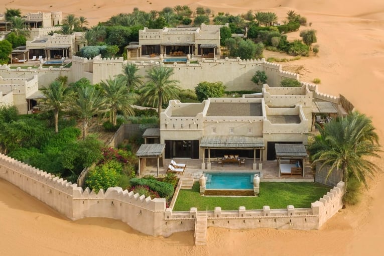 Anantara Qasr al Sarab qasr_al_sarab_desert_resort_by_anantara_guest_room_three_bedroom_villa_exterior_view