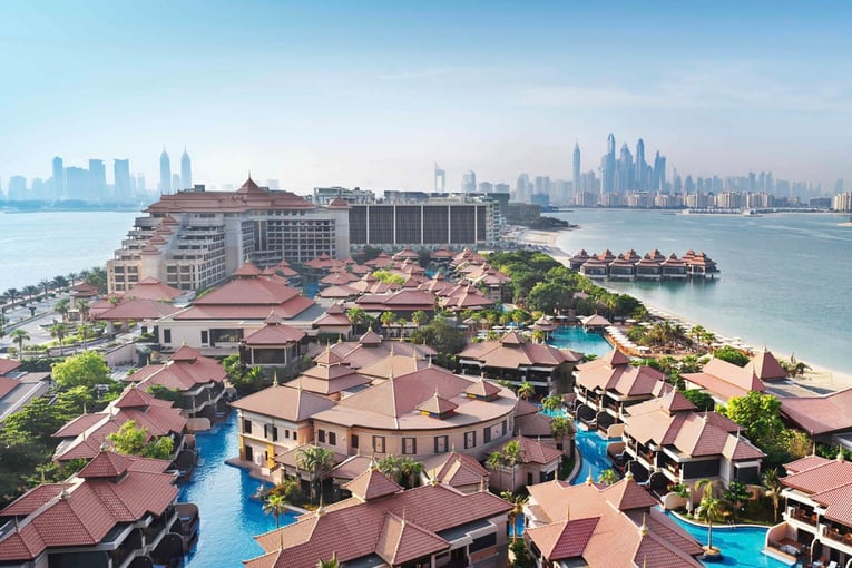 Anantara The Palm Dubai Resort anantara-the-palm-dubai-resort---aerial--04---1920x1037
