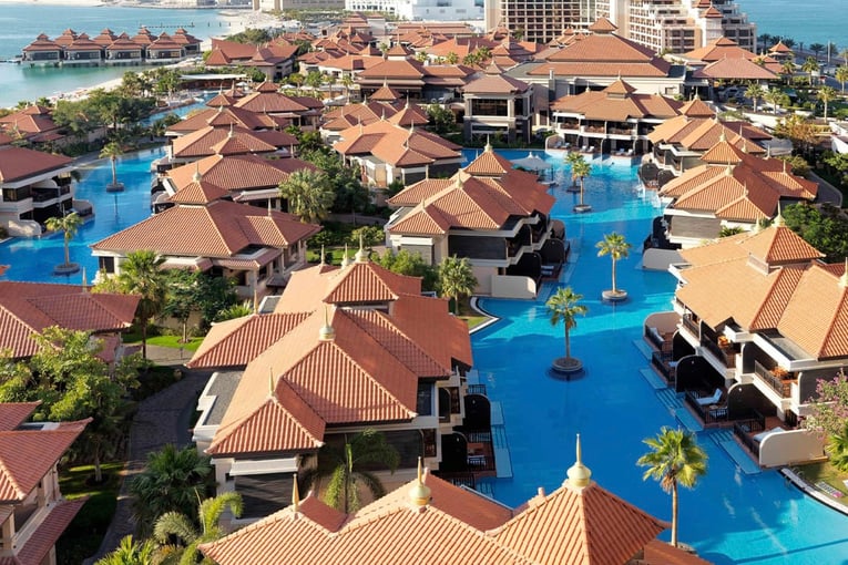 Anantara The Palm Dubai Resort anantara-the-palm-dubai-resort---aerial-view-east---1---1920x1037