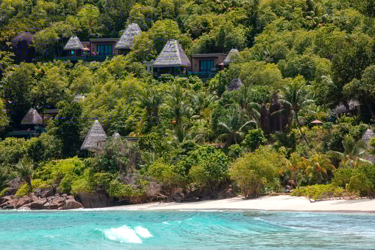 Anantara_Maia_Seychelles_Villas _Beach_View_2