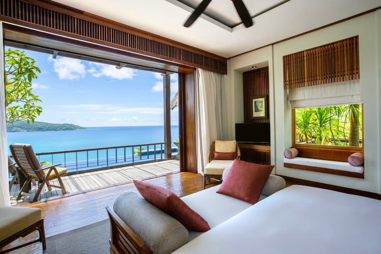 Anantara_Maia_Seychelles_Villas_Guest_Room_Premier_Ocean_View_Pool_Villa