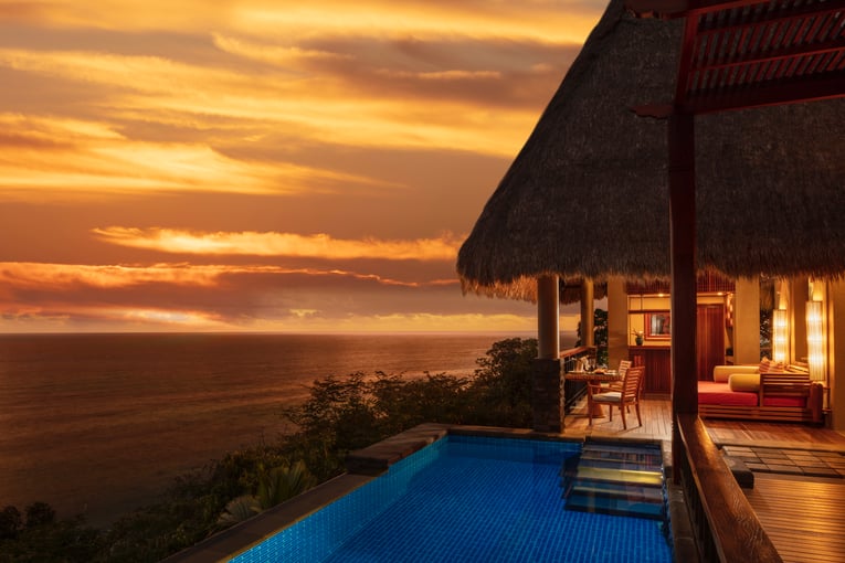 Anantara_Maia_Seychelles_Villas_Premier_Ocean_View_Villa_Sunset
