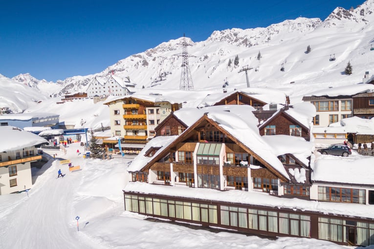 Arlberg Hospiz Hotel alm-residence-suiten-arlberg1800-resort_kniejski