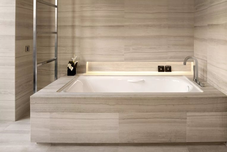 Armani Hotel Milano armani-classic-suite-bathroom-scaled.jpg