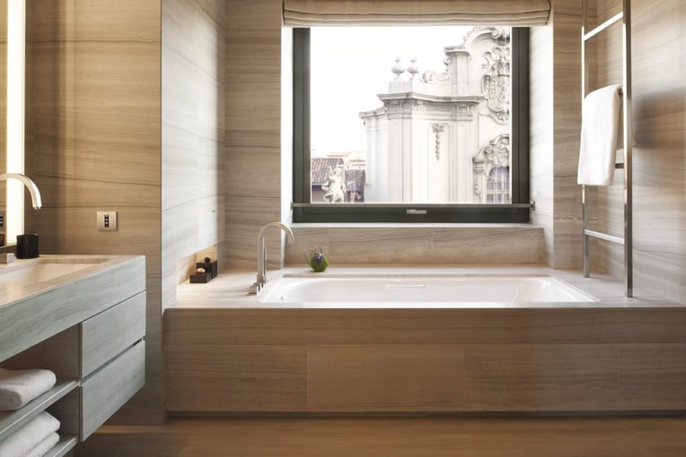 Armani Hotel Milano armani-deluxe-room-bathroom-scaled.jpg