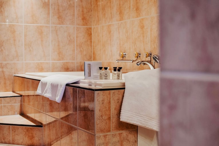 Arosa Kulm Hotel & Alpin SPA csm_Deluxe_Suite__3__30f1ae256a