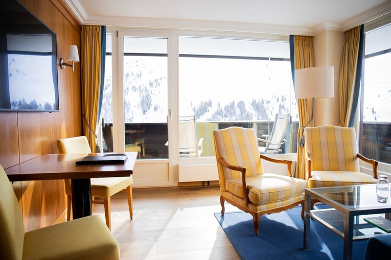Arosa Kulm Hotel & Alpin SPA csm_Hauptbild_Eck_Suite_0dae559a0e