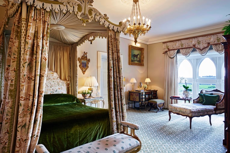 Ashford Castle ashford-castle-reagan-suite-bed