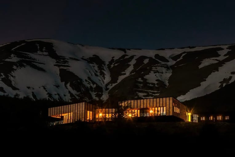 Awasi Patagonia – Relais & Chateaux patagonia_experience_bg