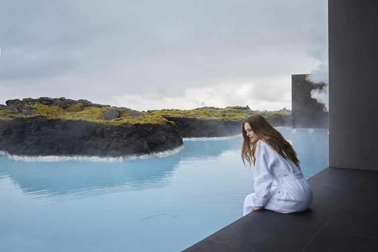 BLUE LAGOON, Island – Grindavík Lagoon view junior suite balcony