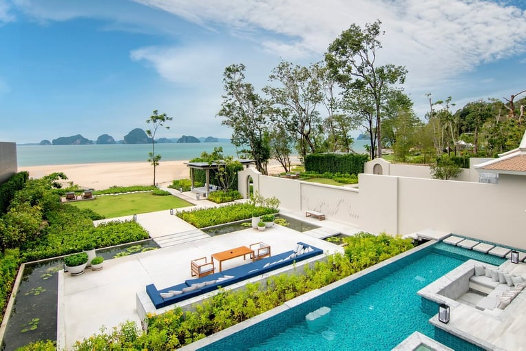 BTTHKB_KP_1020_guest room_presidential beachfront pool villa_HR0001-1