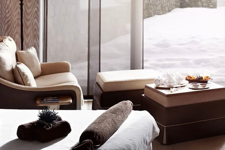 Badrutts Palace spa-suite-winter