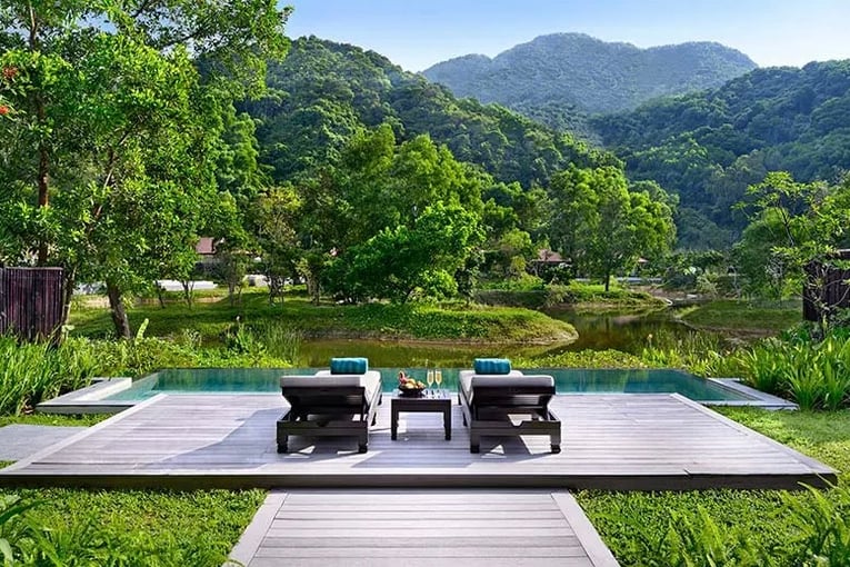 Banyan Tree Lăng Cô bt-langco-room-lagoonpoolvilla-heroimage