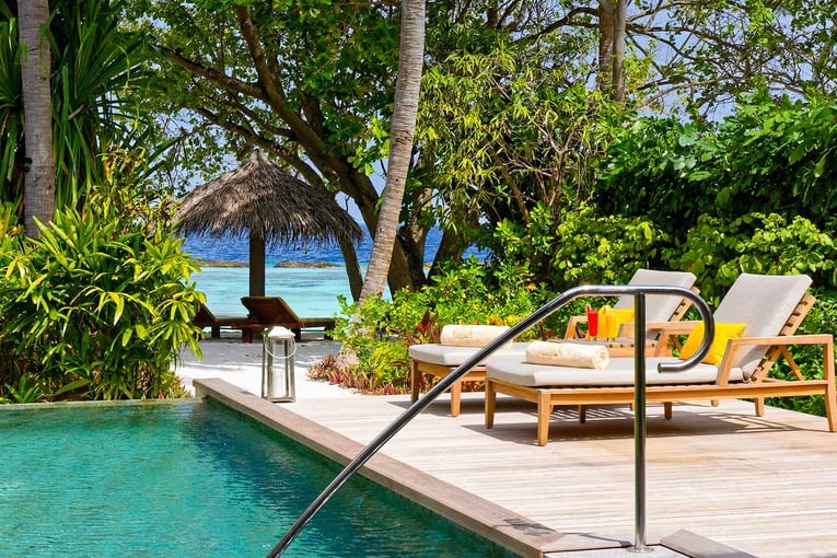 Baros Maldives villas-mob-5-1