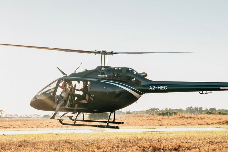 Belmond Eagle Island Lodge saf-eil-lei-activity-helicopter-safari04