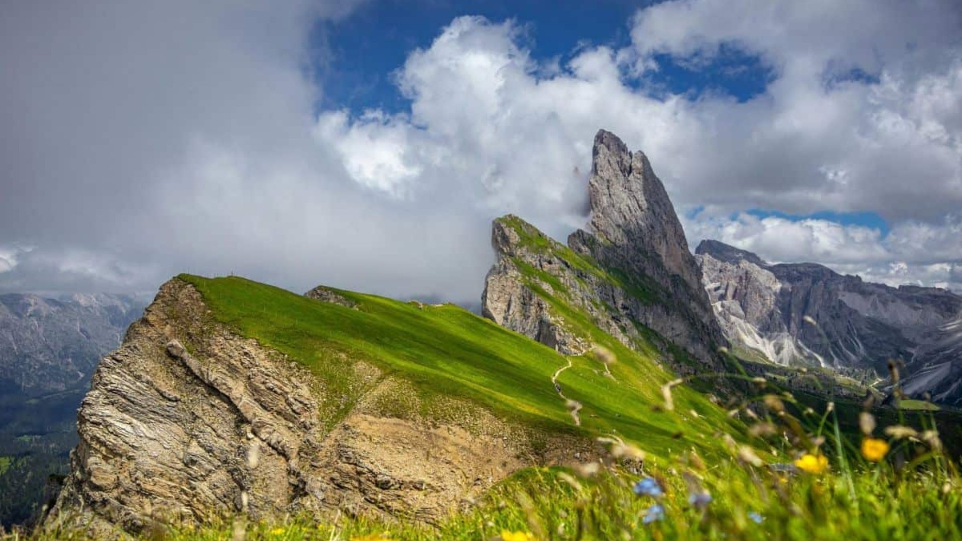 Blog_malá fotka na šířku_Dolomity ve stopách Anety_Secceda