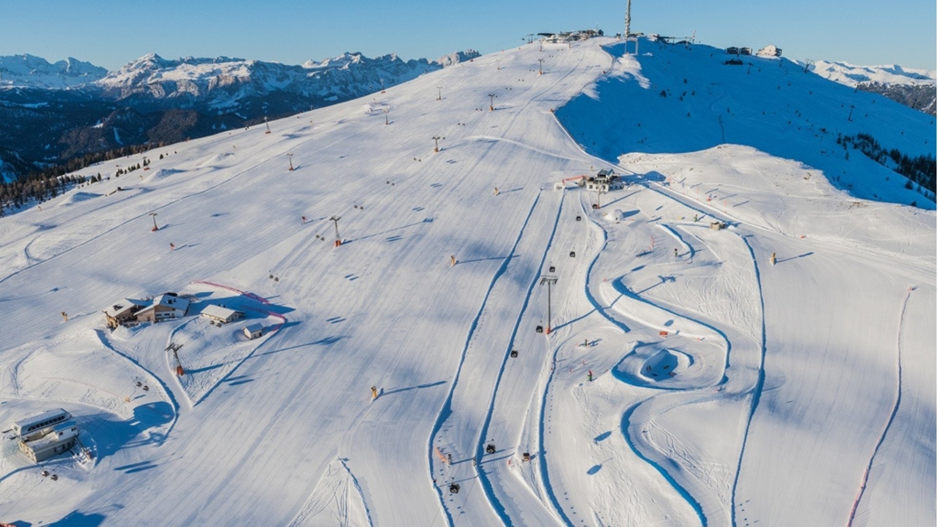 Blog_malá fotka na šířku_Dolomity ve stopách Anety_sjezdovky