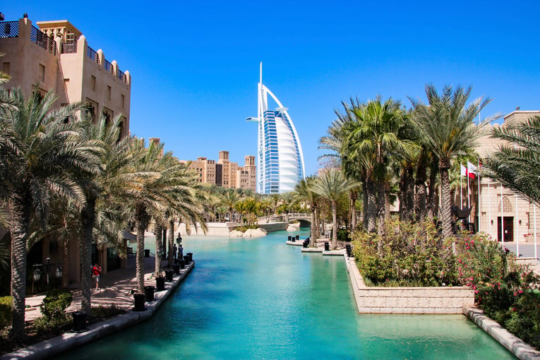 Burj Al Arab shutterstock_523362844