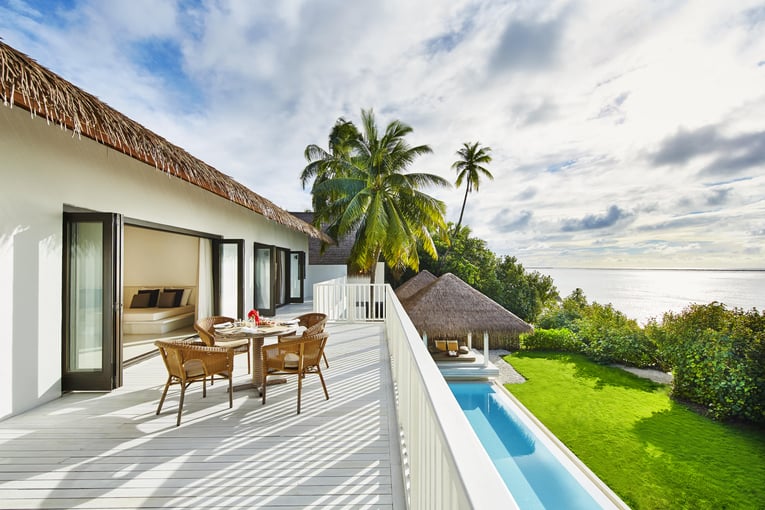 COMO Maalifushi COMO_Residence_Balcony-min