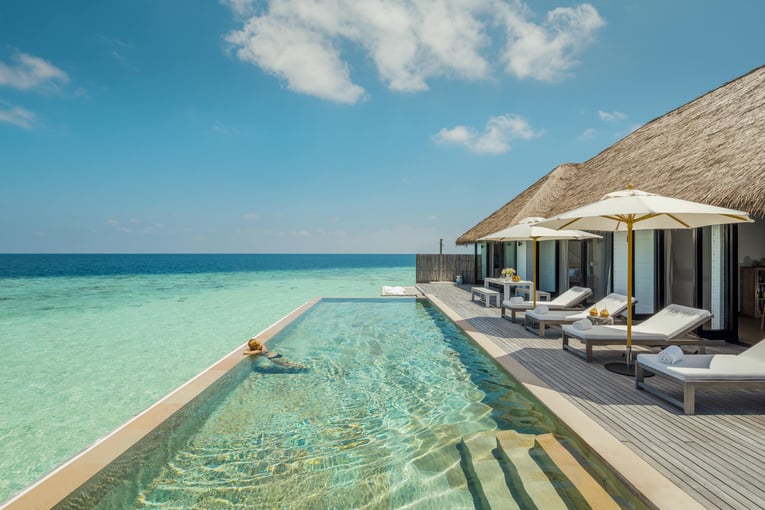 COMO Maalifushi Maalifushi_Water_Villa_Pool-min