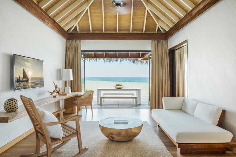 COMO Maalifushi Maalifushi_Water_Villa_Study_Room-min