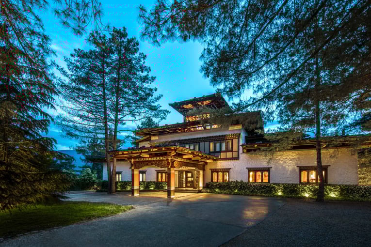 COMO Uma Paro, Bhután – Paro | Exclusive Tours Porte_Cochere