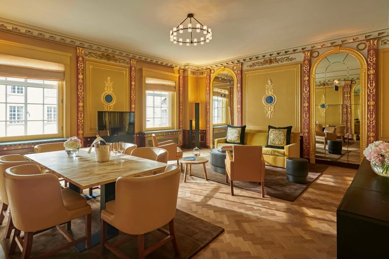 Cafe Royal Hotel-Cafe-Royal-Club-Suite-Living-Room-2-2048x1218