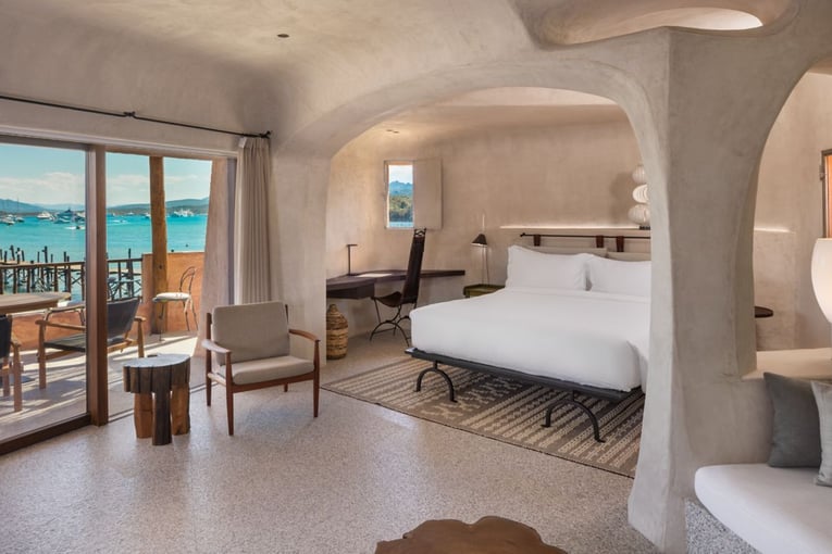 Cala Di Volpe, A Luxury Collection lc-olblc-lc-olblc-suite-86524-59461_Classic-Hor