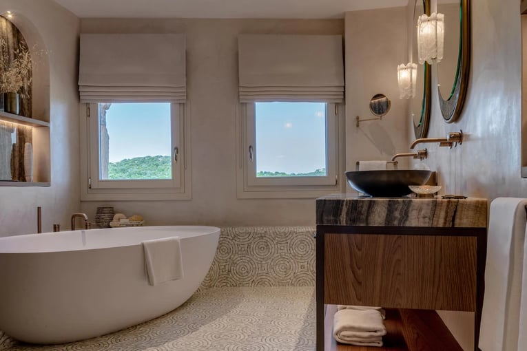 Cala Di Volpe, A Luxury Collection olblc-harrods-suite-bathroom-1918-hor-clsc