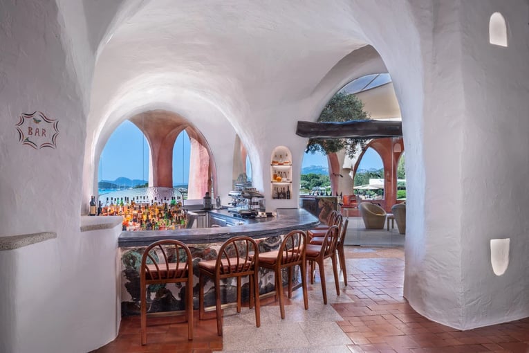 Cala Di Volpe, A Luxury Collection olblc-lobby-bar-4188-hor-clsc