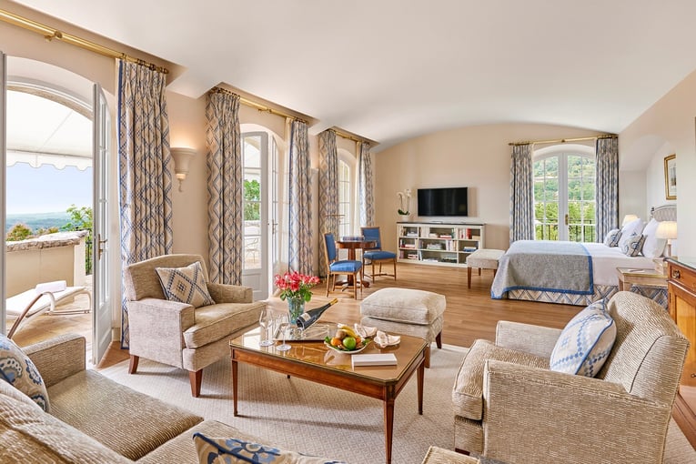 Château Saint-Martin & Spa, Oetker Collection, Francie – Vence | Exclusive Tours chateau-saint-martin-spa-prestige-junior-suite18