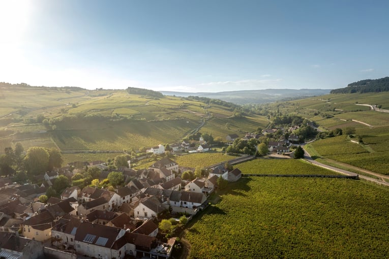 Château de la Commaraine, Francie – Burgundsko | Exclusive Tours Burgundy vineyards - Aerial views (5)