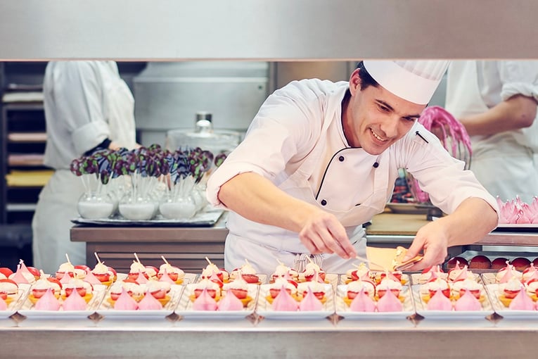 Claridges 3.-cla_pastry-chef_fb_1920x720