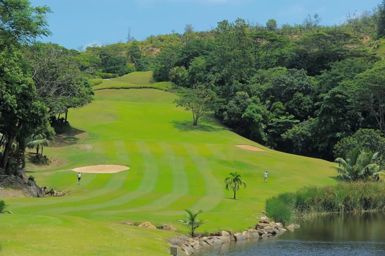 Constance Lémuria golf golf-aerial-view_2_2