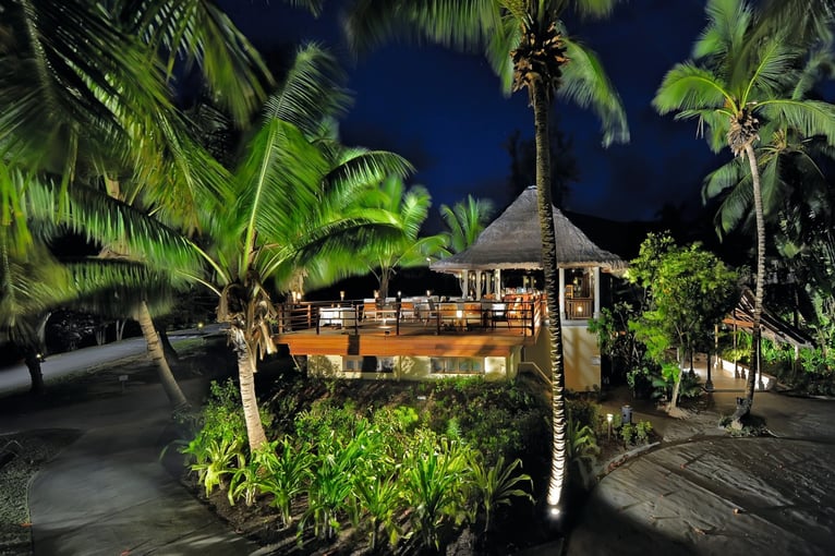 Constance Lémuria restaurace seahorse-restaurant-exterior_2