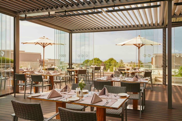 Copy of PUY1_Restaurant Dijana winter garden_2021