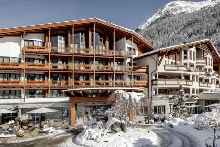 Das Central aussenansicht_winter_das_central_soelden_by_rudi_wyhlidal