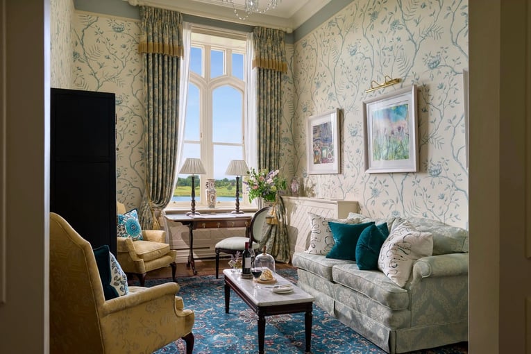 Dromoland Castle | Exclusive Tours Brian-Boru-Suite-at-Dromoland-Castle-Hotel-scaled
