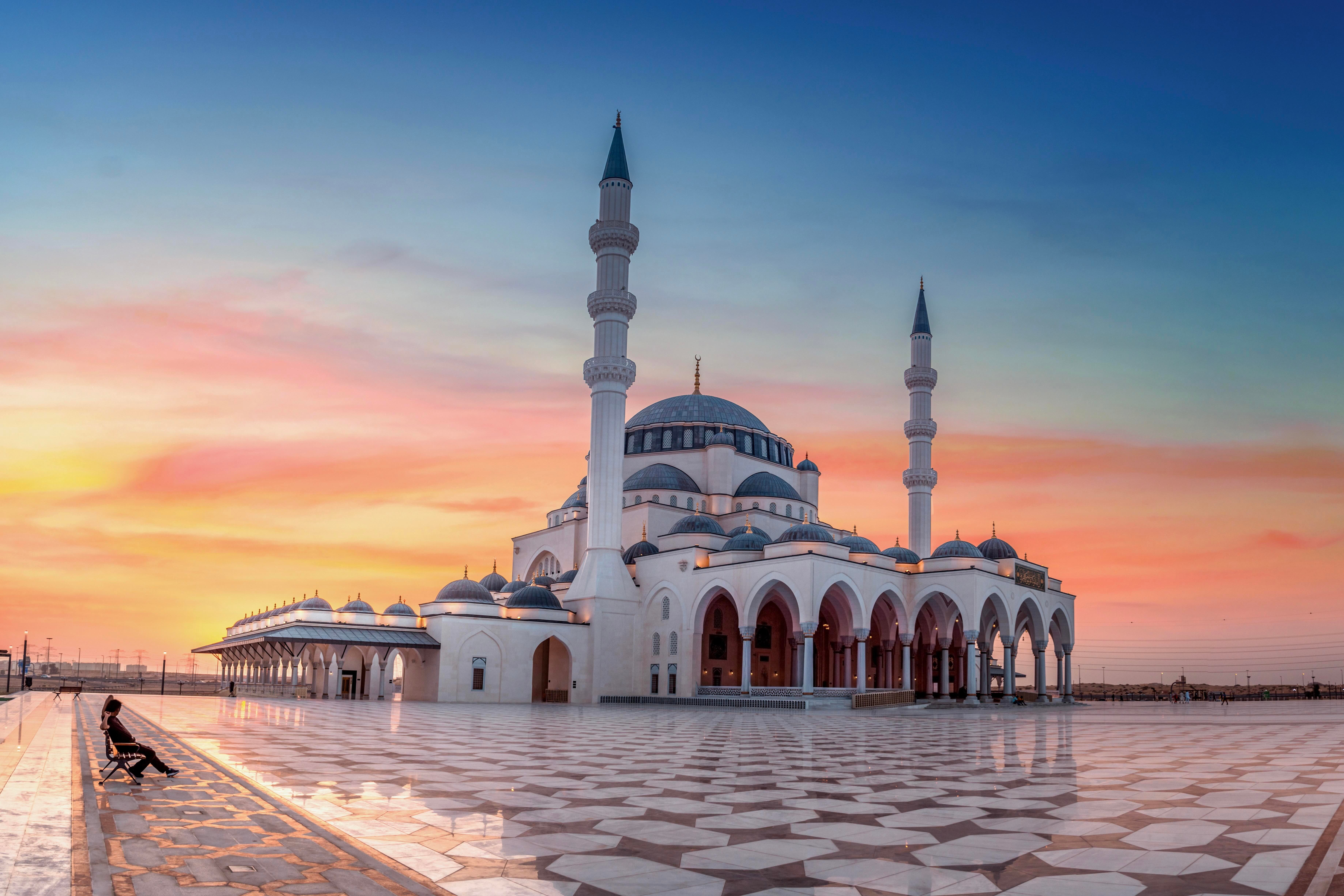 Dubaj – mission possible | Exclusive Tours shutterstock_1741461803-1